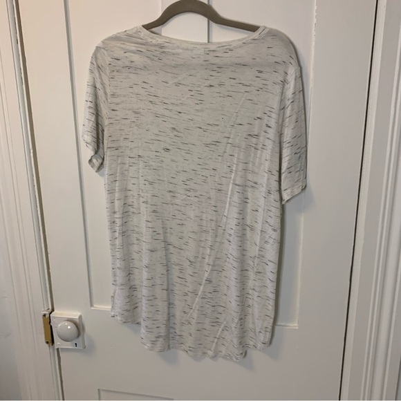 Luxe T-Shirt Tall - Picture 3 of 3